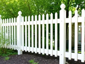 Palisadowe ogrodzenia